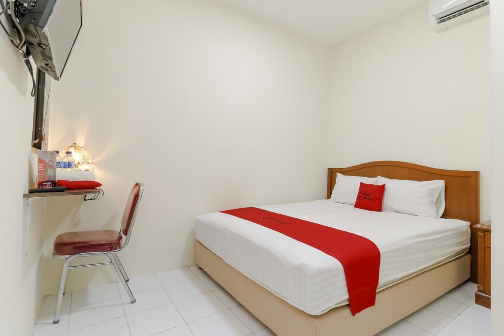 古宁安西普拉世界2号红门酒店 雅加达 外观 照片
